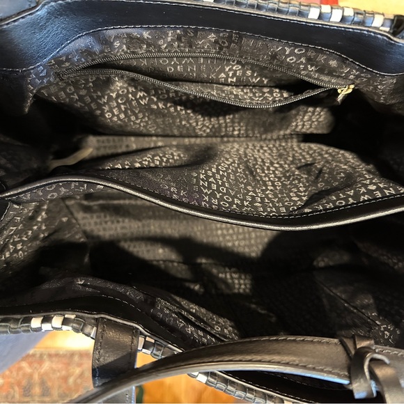 Kate spade Stylish Black and White Checkered Tote Bag - Picture 4 of 5